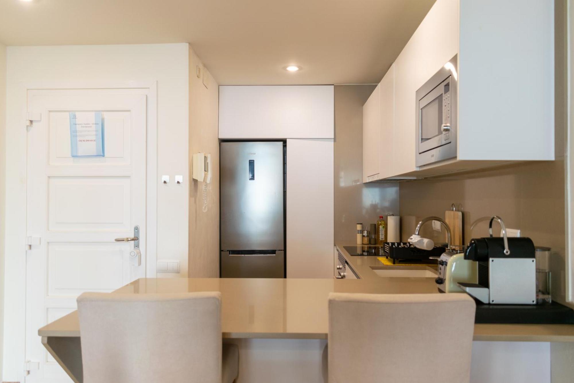 Appartamento Cozy In Residential Center By Maison Pinata *